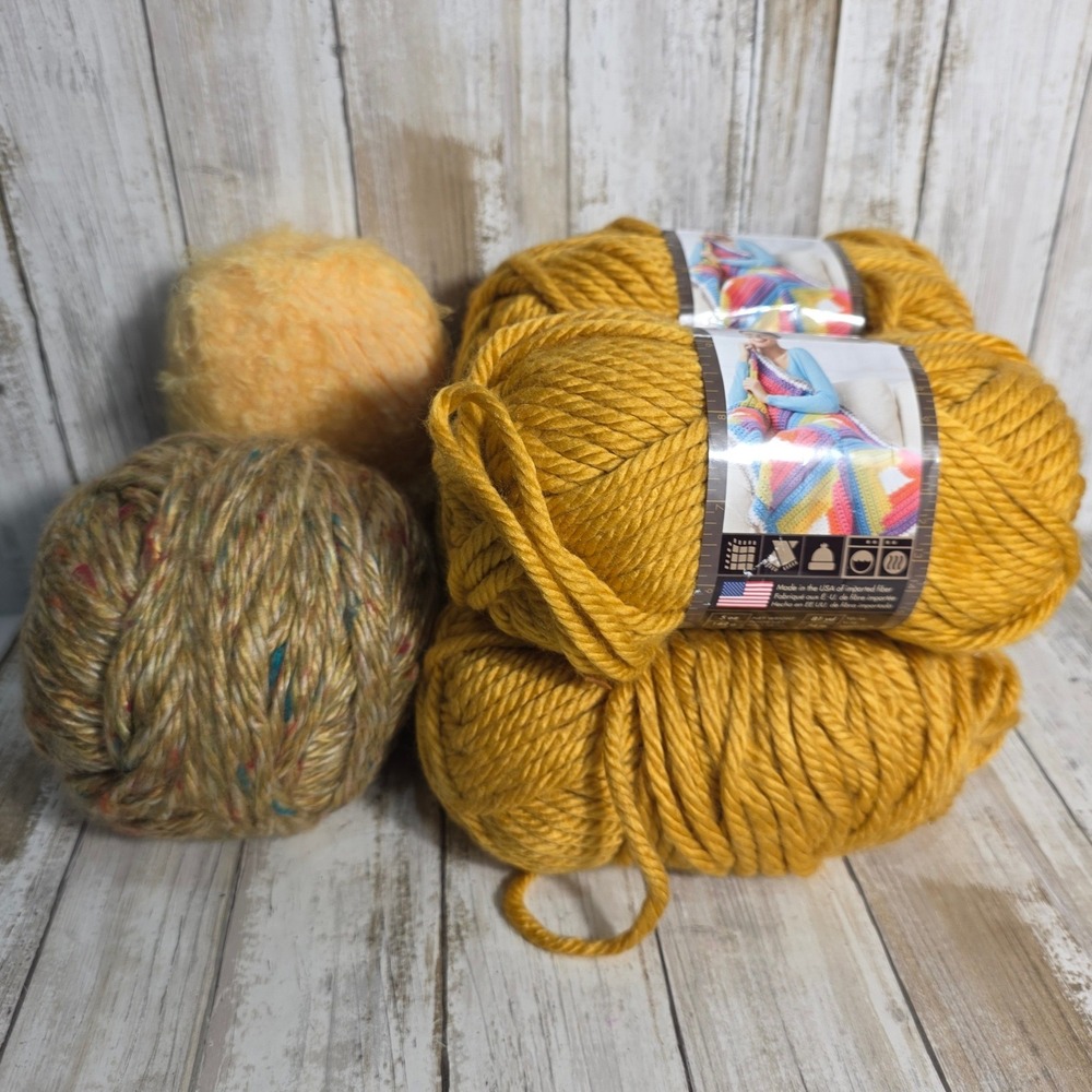 Lion Brand Hometown USA Madison Mustard Yarn Lot 6 Skeins Yellow Tweed Fuzzy